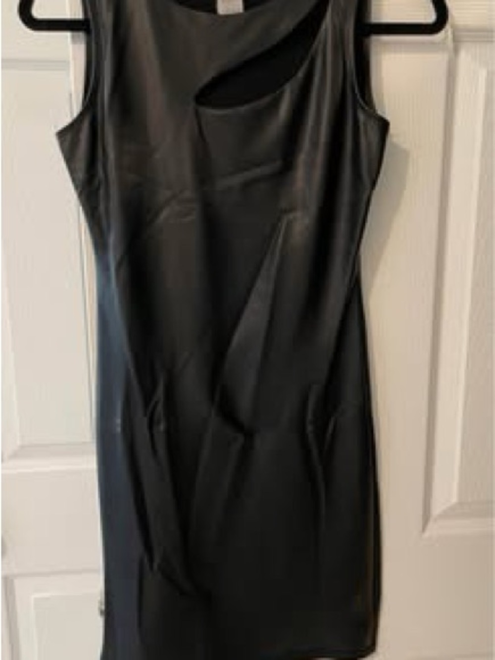 Sleek Black Sleeveless Cutout Dress - Picture 1 of 1